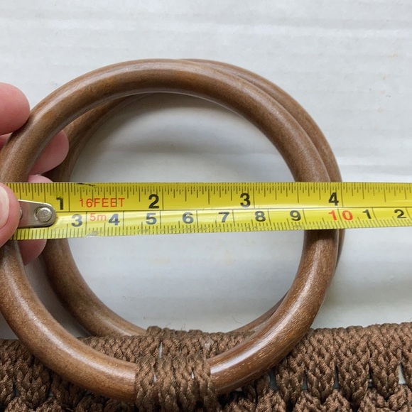 Brown crochet small wood ring handle purse - Picture 11 of 11